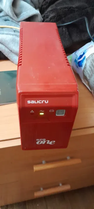 SAI SALICRU ONE 900 VA (450W)