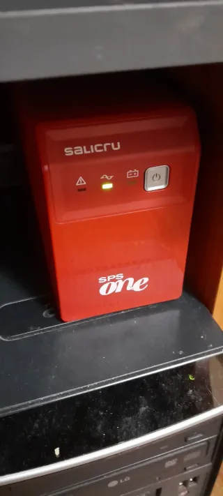 SAI SALICRU ONE 900 VA (450W)