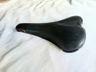 Sillín Avocet O2 Air 40W titanium