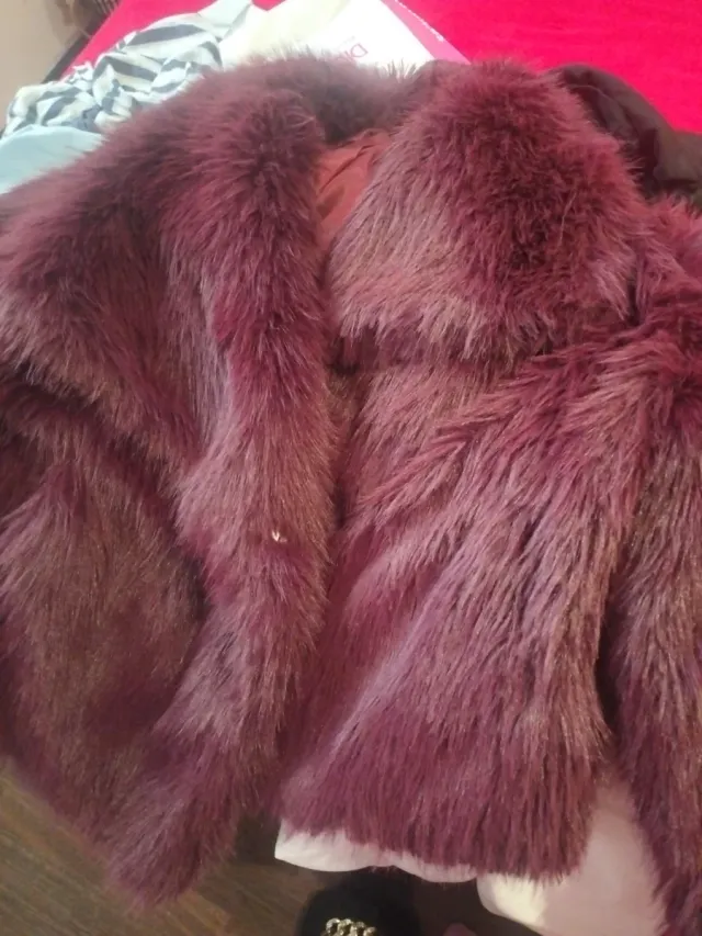 Abrigo pelo burdeos 35
