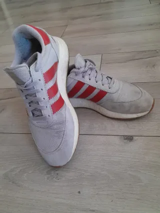 Zapatillas Adidas Gris y Rojo Talla 42.5