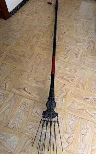 Se alquila vareador de aceitunas