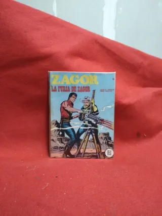 TOMOS Y TOMITOS DE VARIAS EDITORIALES