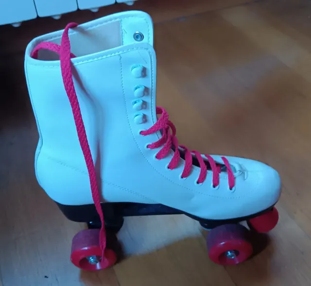 Patines de bota talla 40