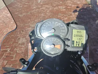 BMW F650GS 800cc bicilíndrica