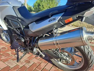 BMW F650GS 800cc bicilíndrica