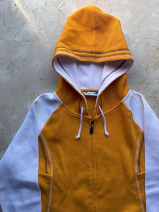 Sudadera vintage naranja y blanca