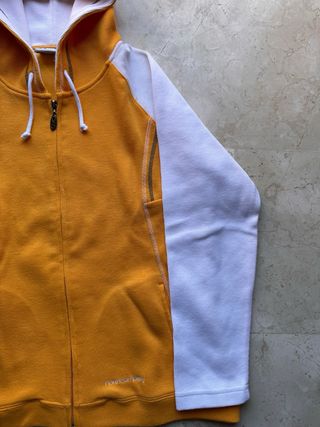 Sudadera vintage naranja y blanca
