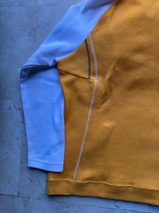 Sudadera vintage naranja y blanca