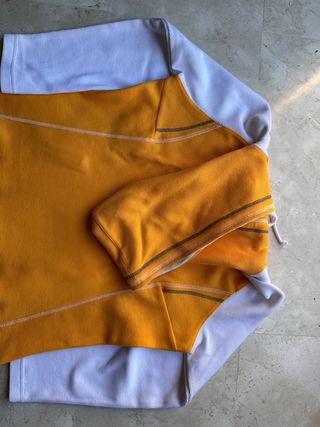 Sudadera vintage naranja y blanca