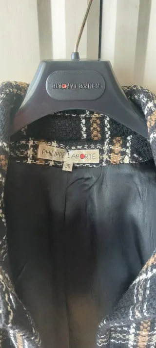 Abrigo Philippe Laporte cuadros negro y marrón