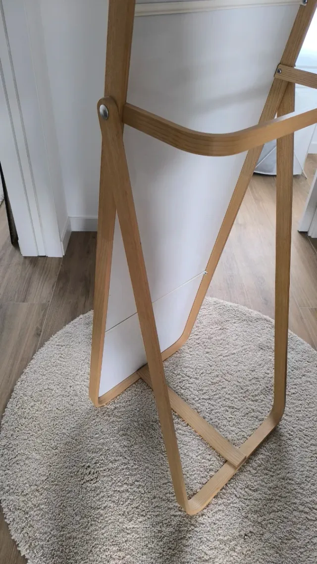 Espejo de pie IKORNNES Fresno 52x167 cm