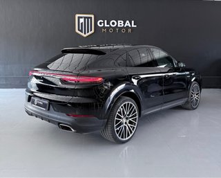 Porsche Cayenne coupe 2023 hibrido