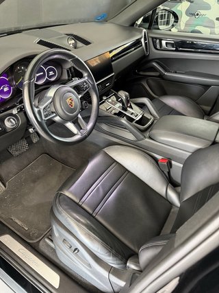 Porsche Cayenne coupe 2023 hibrido