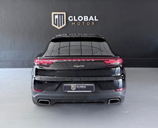 Porsche Cayenne coupe 2023 hibrido