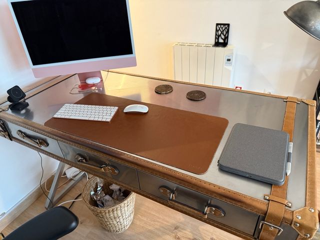 Escritorio y mueble de oficina