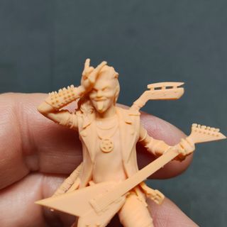 FIGURA GUITARRISTA HEAVY 54MM