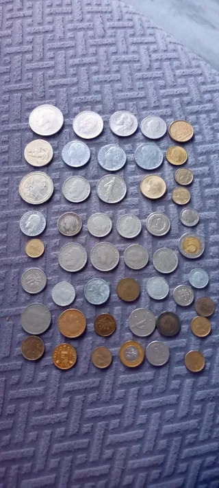 Lote de monedas variadas
