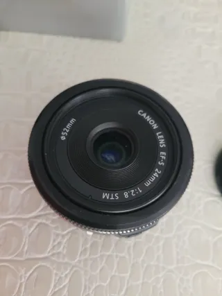 Objetivo Canon EF-S 24mm f/2.8 STM