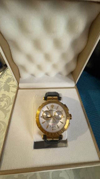 Reloj Versace Aion Cronógrafo Verde