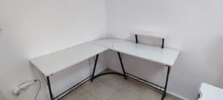 Escritorio gamer y sillas gamer