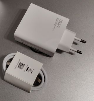 Caricabatterie Xiaomi 120W Turbo Charge compatibile