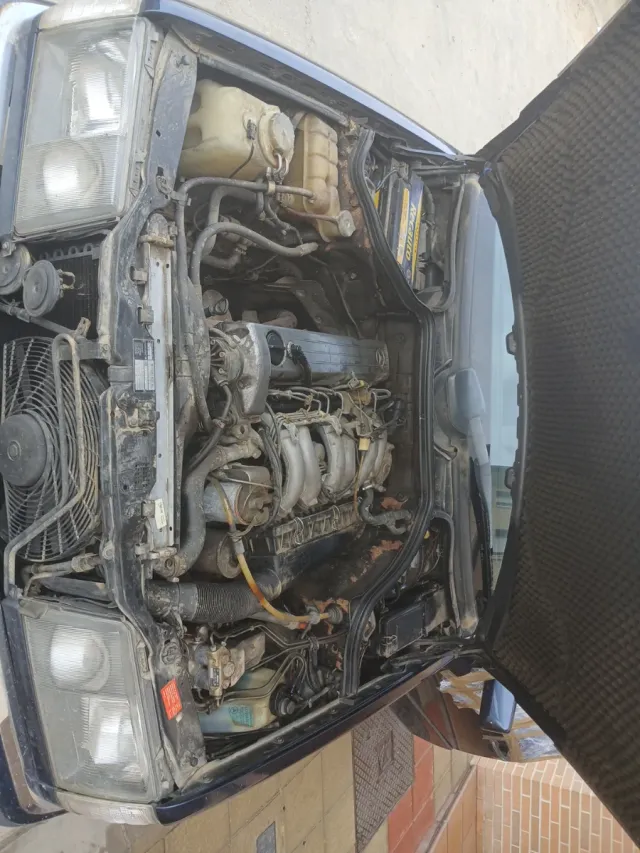 Mercedes-Benz 300D 1989