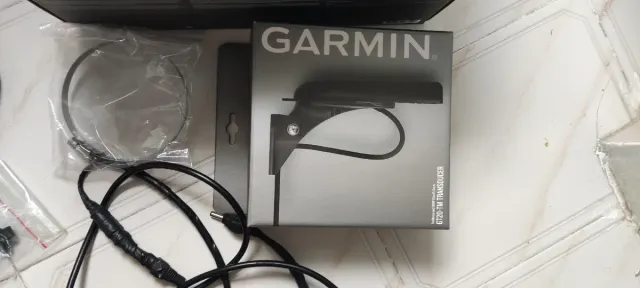 Sonda Garmin STRIKER Vivid 9sv con transductor