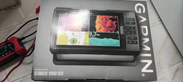 Sonda Garmin STRIKER Vivid 9sv con transductor