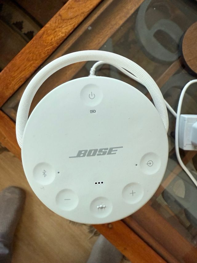 Altavoz Bose Bluetooth Gris y Blanco