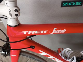 Trek Domane SRL Team Iusse Bici da Strada Rossa 56