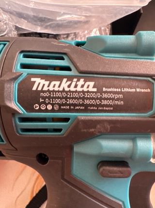 Taladro de impacto Makita 18V + 2 baterías