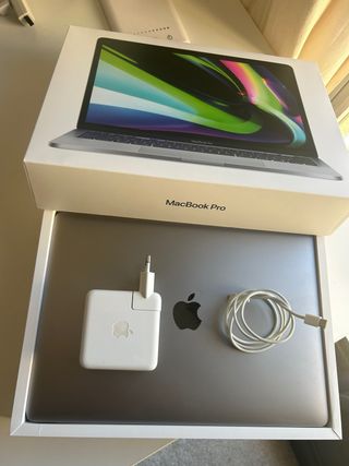 MacBook Pro 13 M2 2022 Plata Impecable !!