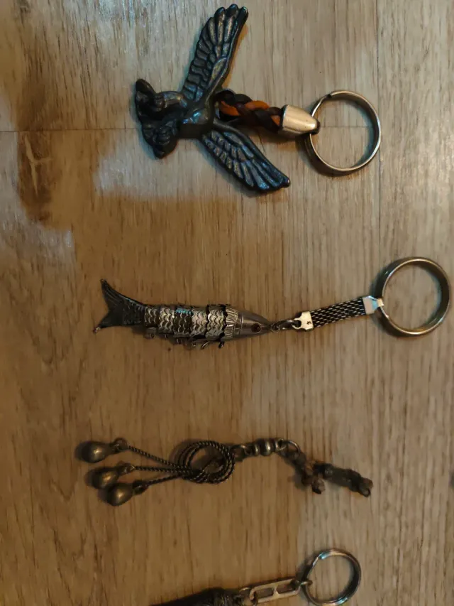 Portachiavi religiosi antichi vari, litorali, rtv...