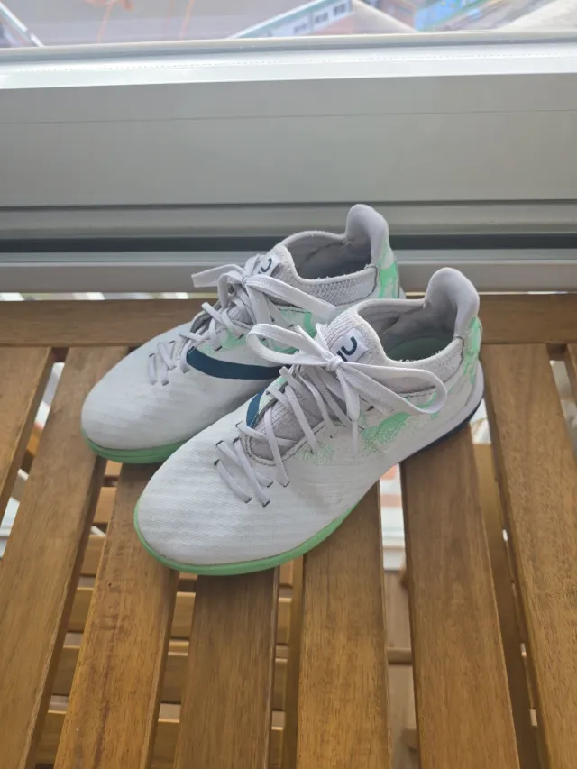 Botas fútbol Kipsta multitacos T.35