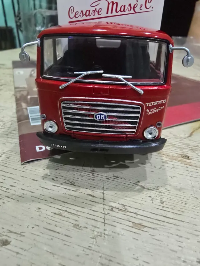 OM Titano 6X2 camion  DeAgostini
