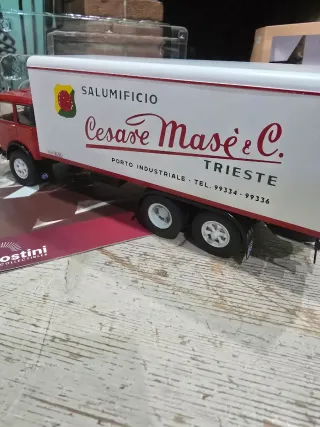 OM Titano 6X2 camion DeAgostini