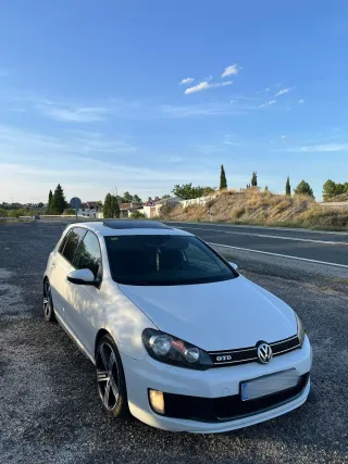 Volkswagen Golf 2010