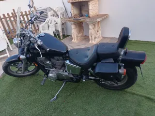 Honda Shadow 1100 Custom Americana