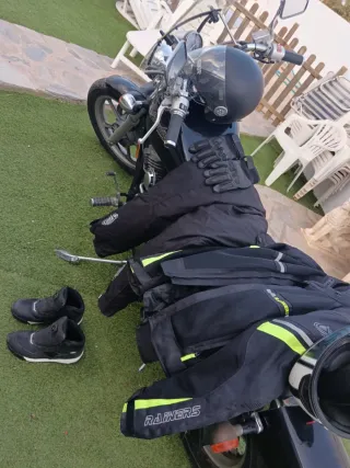 Honda Shadow 1100 Custom Americana