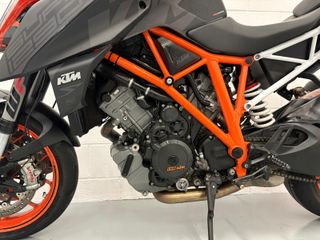 KTM SUPERDUKE 1290