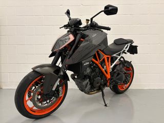 KTM SUPERDUKE 1290