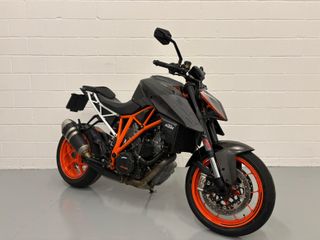 KTM SUPERDUKE 1290