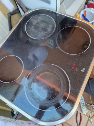 Vitrocerámica Teka RT 600 ME con horno