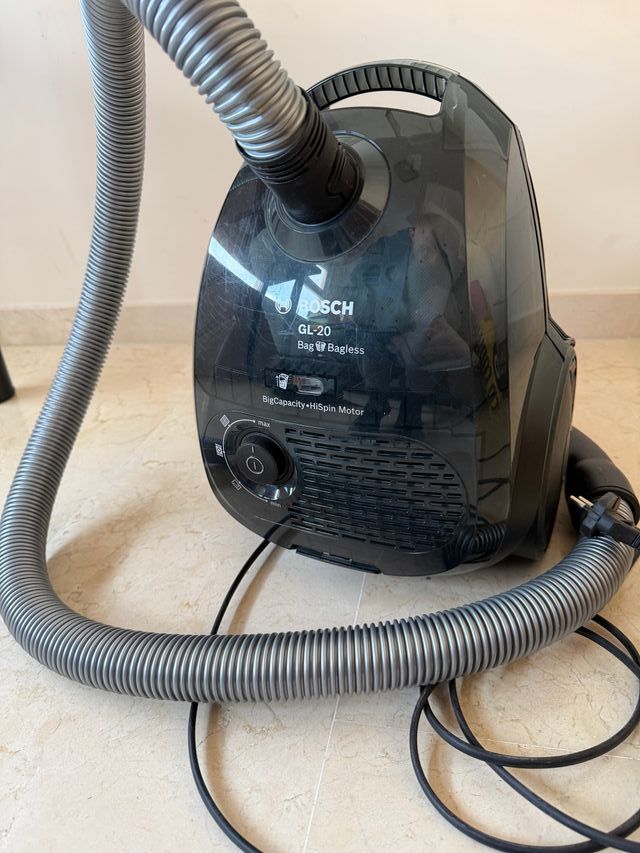 Aspiradora Bosch GL-20 Bagless