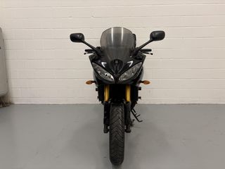 YAMAHA FZ8