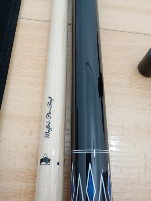 Taco de billar Buffalo tres bandas