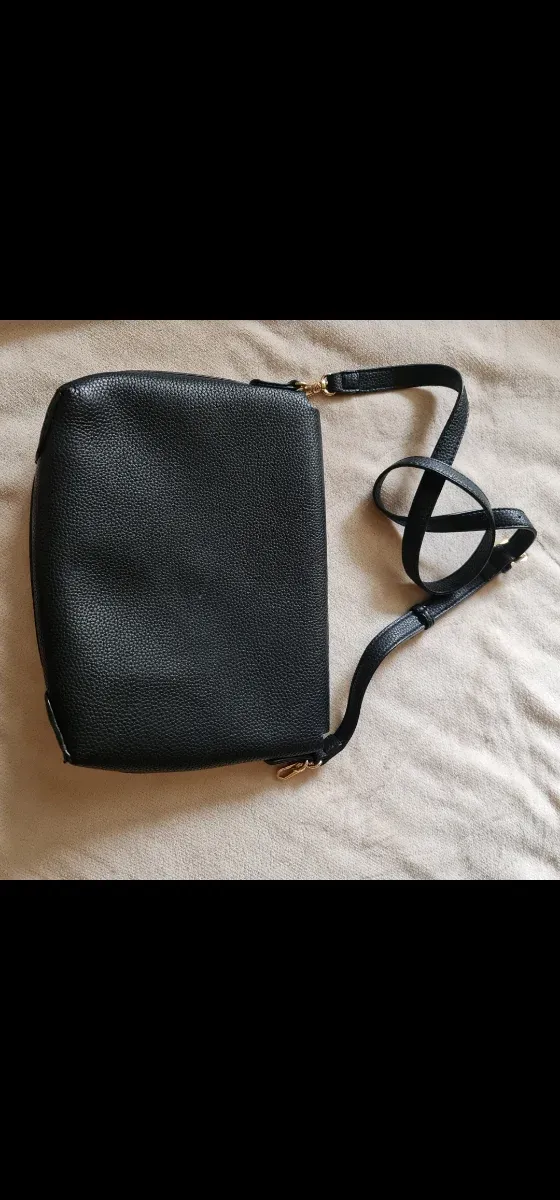 Bolso bandolera azul y blanco