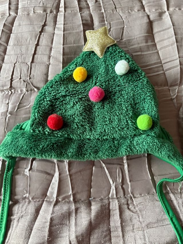 Gorro Navideño Perro Árbol con Adornos