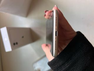 iPhone 11 bianco + accessori